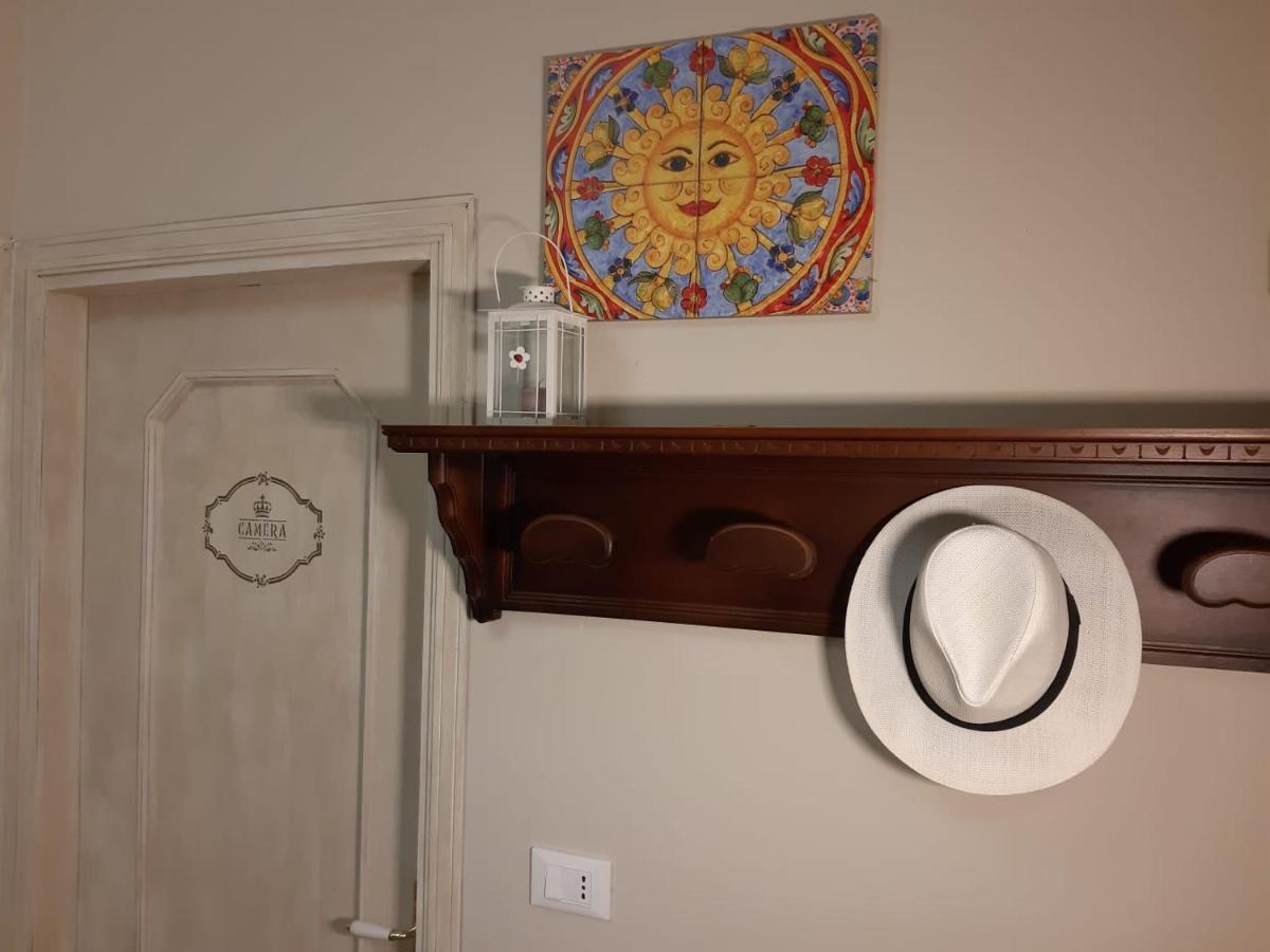 Il Moro Di Sicilia Apartment แตร์มินิ อิเมเรเซ ภายนอก รูปภาพ